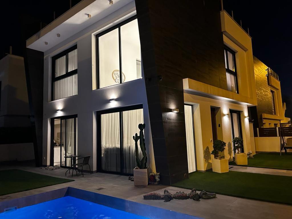 Brilliant Villa Gran Alacant Exterior photo